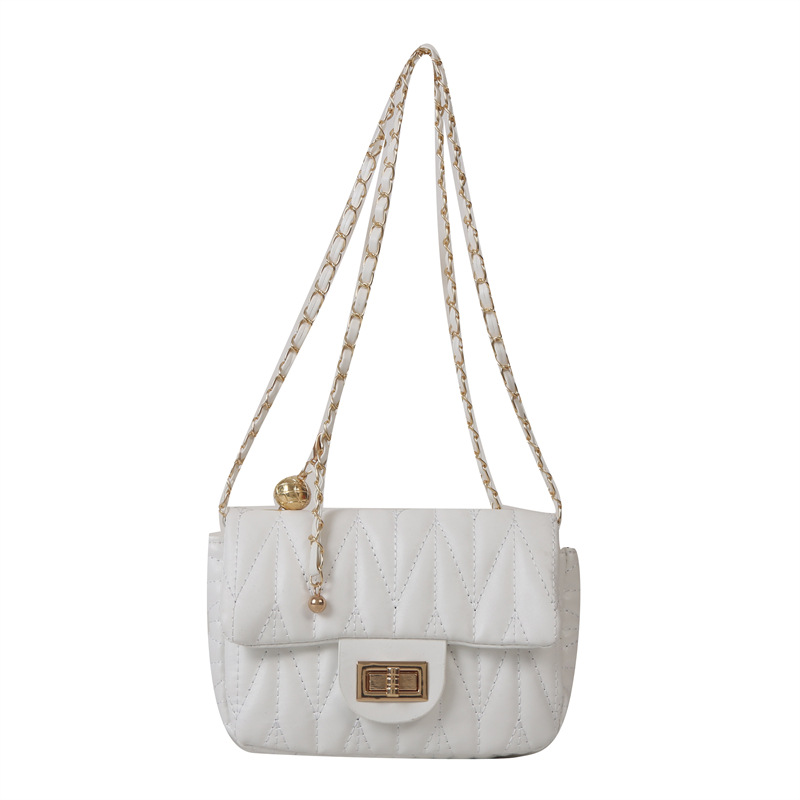 Chain Crossbody Quilted - กระเป๋าสะพายข้างผู้หญิงแบบเย็บลาย PU พร้อมสายโซ่โลหะ กระเป๋าสะพายไหล่ขนาดเล็ก สำหรับใช้ในชีวิตประจำวัน ออกเดท
