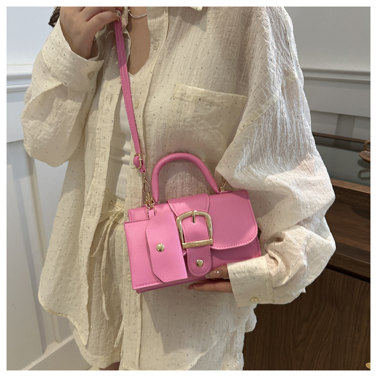 Top Handle Patent Bag - บาร์บี้ พิงค์ มินิกระเป๋าถือหนัง PU ผู้หญิงหัวเข็มขัดโลหะกระเป๋าสะพายข้างสายสะพายถอดออกได้กระเป๋าสะพายไหล่ขนาดเล็ก Y2K