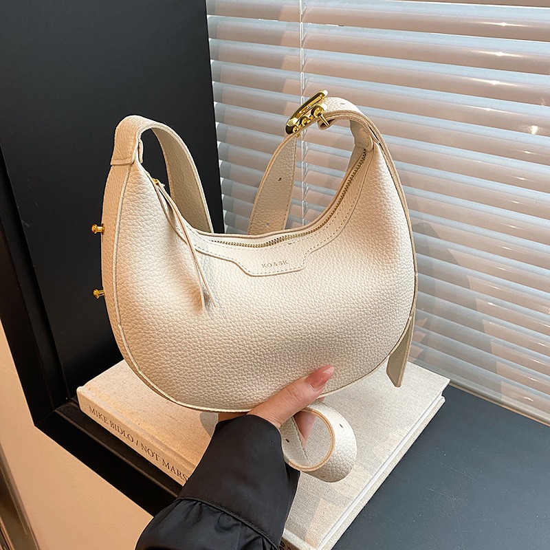 กระเป๋าถือผู้หญิงทรงครึ่งวงกลม - Luxury Bags Kate Spade บทวิจารณ์และราคา