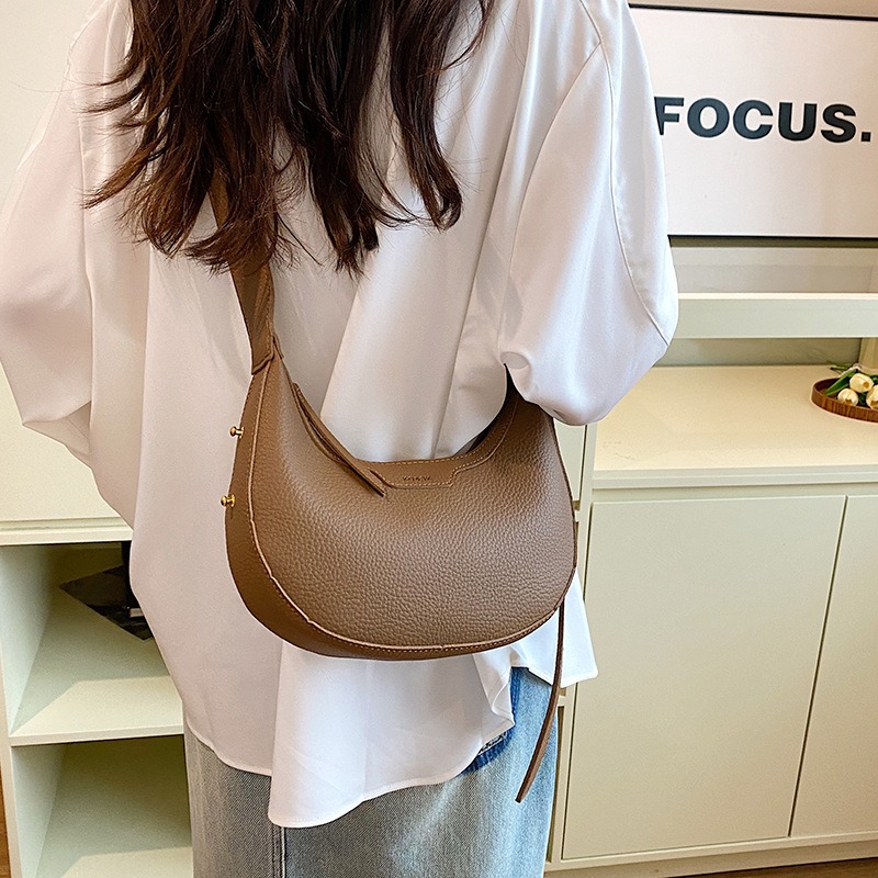 กระเป๋าถือผู้หญิงทรงครึ่งวงกลม - Luxury Bags Kate Spade บทวิจารณ์และราคา
