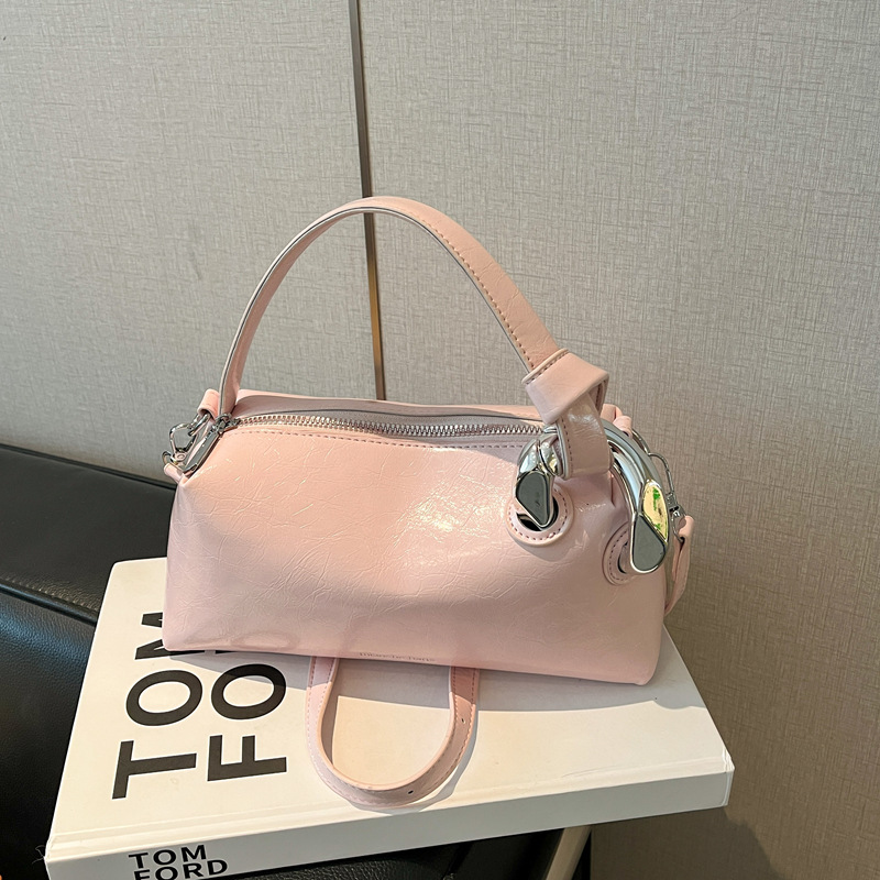 กระเป๋าถือสะพายข้างสำหรับผู้หญ - Top Handle Patent Bag บทวิจารณ์และราคา