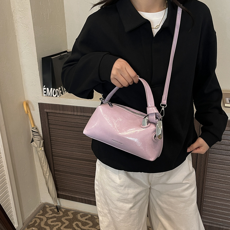 กระเป๋าถือสะพายข้างสำหรับผู้หญ - Top Handle Patent Bag บทวิจารณ์และราคา