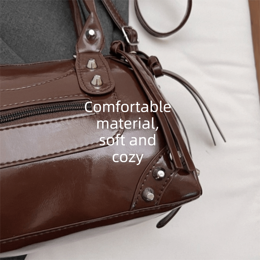 กระเป๋าถือแฟชั่นแบบมีหมุด  วัส - Top Handle Patent Bag บทวิจารณ์และราคา