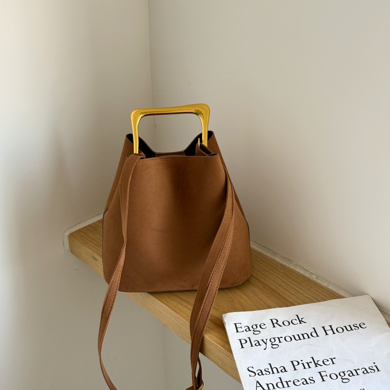 กระเป๋าถือทรงถังหนังกลับดีไซน์ - Luxury Quilted Bags บทวิจารณ์และราคา