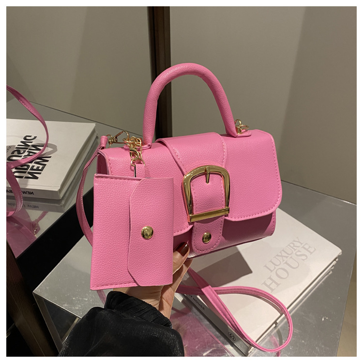 บาร์บี้ พิงค์ มินิกระเป๋าถือหน - Top Handle Patent Bag บทวิจารณ์และราคา